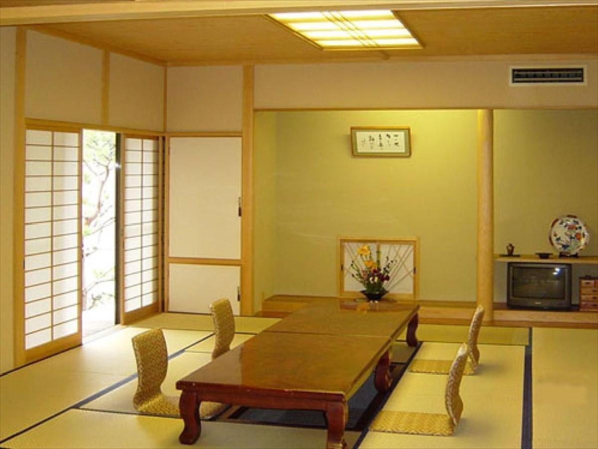 Rokugatsu-No-Mori Auberge Sano  Eksteriør billede